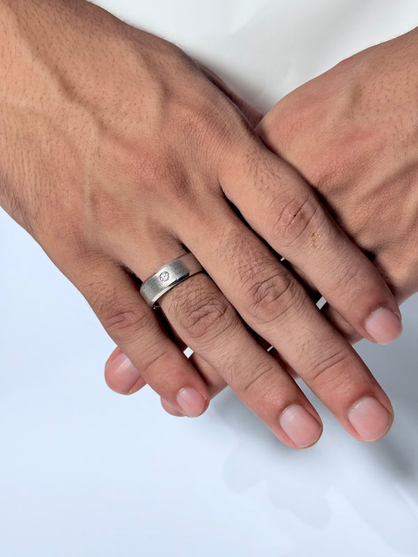 Grey Line Men’s Wedding Band Front View