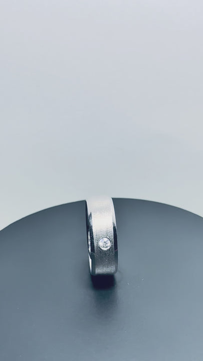 Grey Line Ring Close-Up Detail